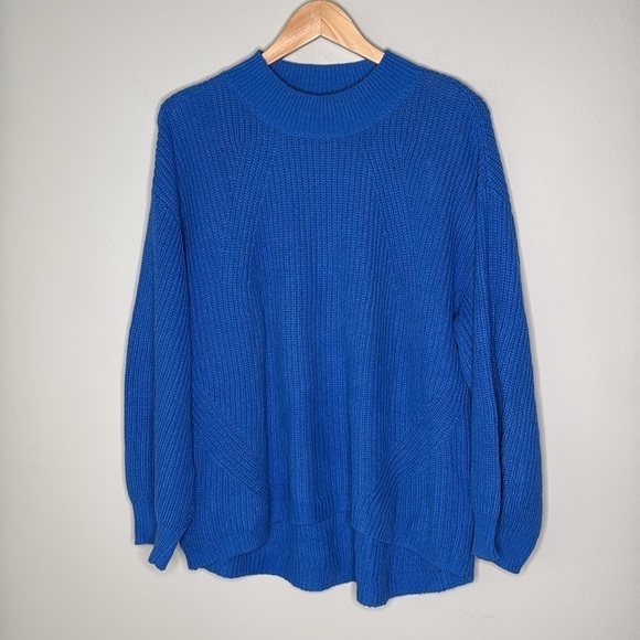 Old Navy Sweaters - Old Navy Knit Pullover Long Sleeve Crewneck Sweater in Royal Blue Size XL